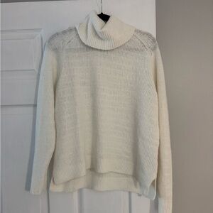 Banana Republic Cream Ribbed Turtleneck Sweater